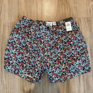 Abercrombie & Fitch Floral Print Men's Campus Fit Shorts